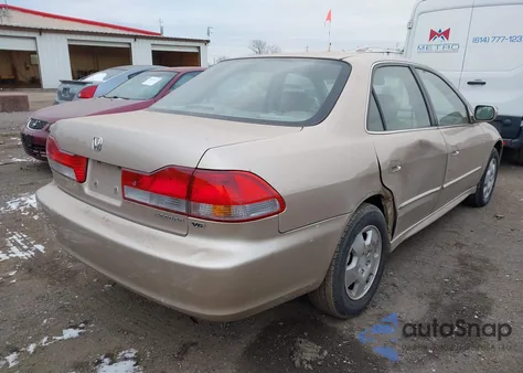 2002 Honda Accord 3.0 Ex from USA, damaged, VIN 1HGCG16502A074423